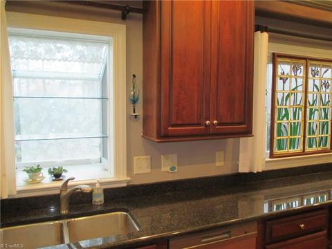 408 Deer Path, Eden, NC 27288 photo 13