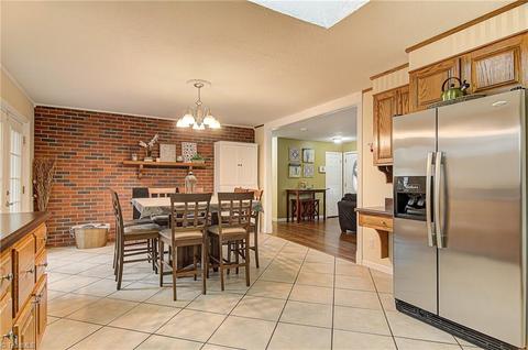 107 Edgeview Rd, High Point, NC 27260 photo 13