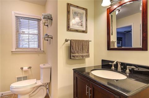 107 Edgeview Rd, High Point, NC 27260 photo 18