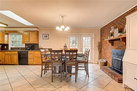 107 Edgeview Rd, High Point, NC 27260 photo 15