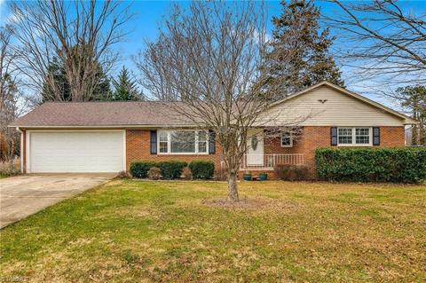 107 Edgeview Rd, High Point, NC 27260 photo 1