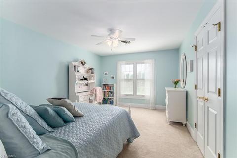 4302 Gelding Ct, High Point, NC 27265 photo 24