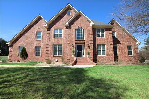 4302 Gelding Ct, High Point, NC 27265 photo 30