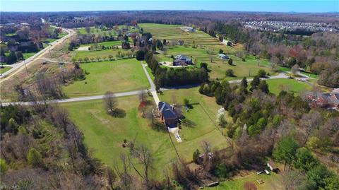 4302 Gelding Ct, High Point, NC 27265 photo 5