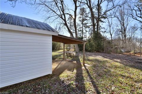 376 Johnson Rd, High Point, NC 27265 photo 17