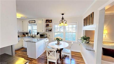 1407 Wales Dr, High Point, NC 27262 photo 7