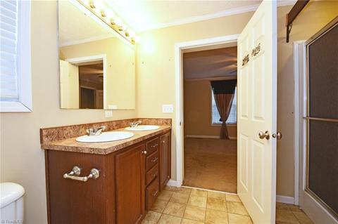540 Phillips Rd, Lexington, NC 27295 photo 11