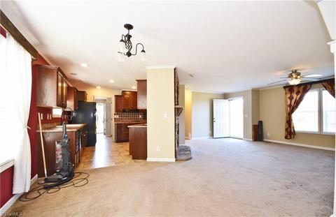 540 Phillips Rd, Lexington, NC 27295 photo 8