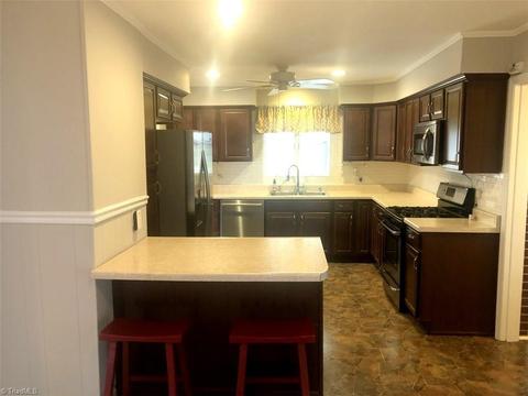 716 Brookgreen Ter, Graham, NC 27253 photo 4