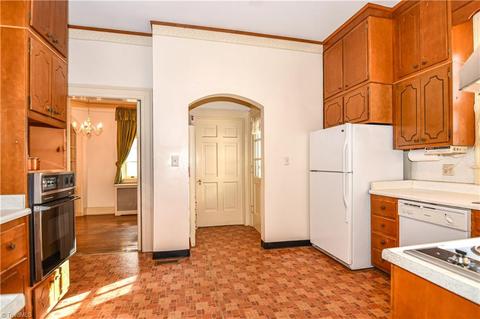 909 Johnson St, High Point, NC 27262 photo 10