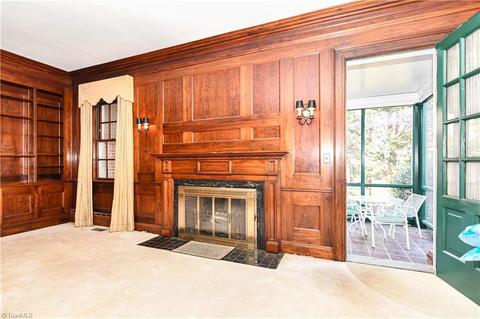 909 Johnson St, High Point, NC 27262 photo 4