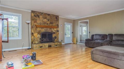 4507 Oakview Dr, Trinity, NC 27370 photo 5