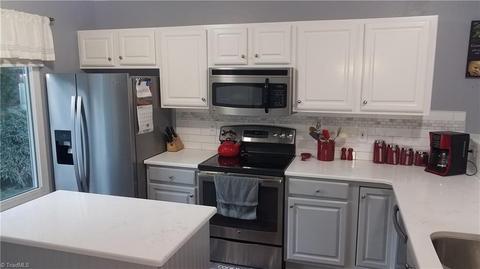 400 Shadybrook Rd, High Point, NC 27265 photo 2