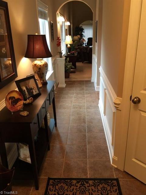 742 Carneros Cir, High Point, NC 27265 photo 2