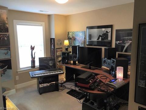 742 Carneros Cir, High Point, NC 27265 photo 27