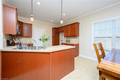 836 Fork Bixby Rd, Advance, NC 27006 photo 4