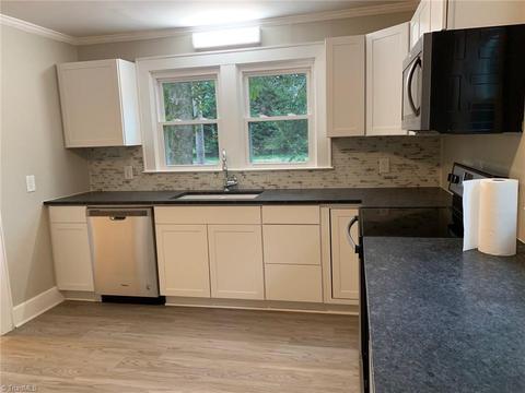 601 Oakview Rd, High Point, NC 27265 photo 5