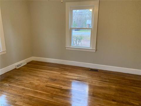 601 Oakview Rd, High Point, NC 27265 photo 14