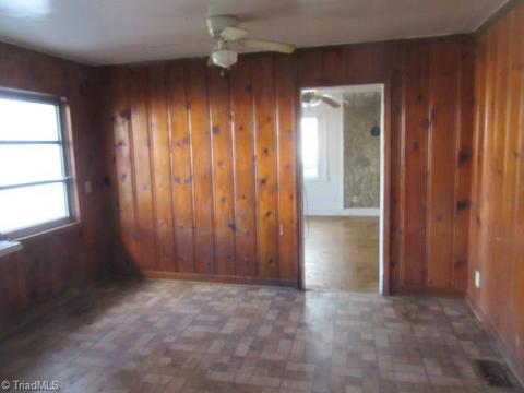 2004 E Russell Ave, High Point, NC 27260 photo 8