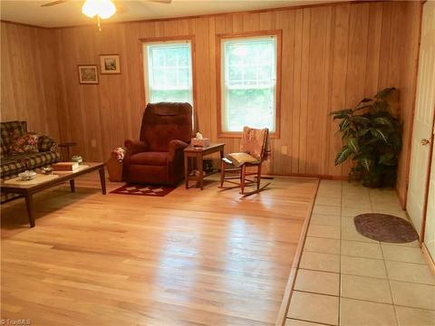230 Old Us Highway 421, Deep Gap, NC 28618 photo 6