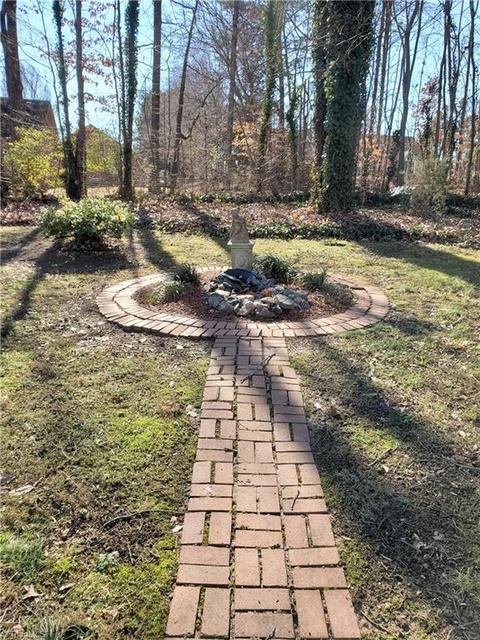 310 Spring St, King, NC 27021 photo 21