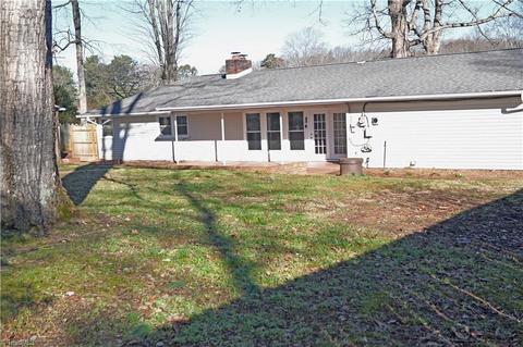 310 Spring St, King, NC 27021 photo 22