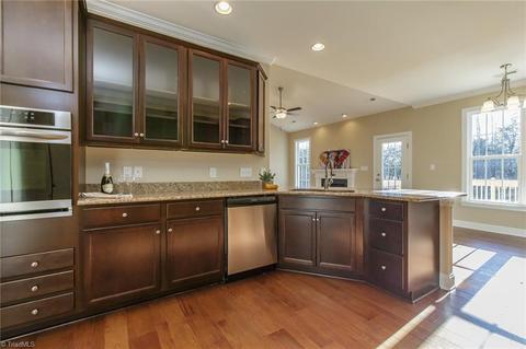 2247 Iris Dr, Haw River, NC 27258 photo 9