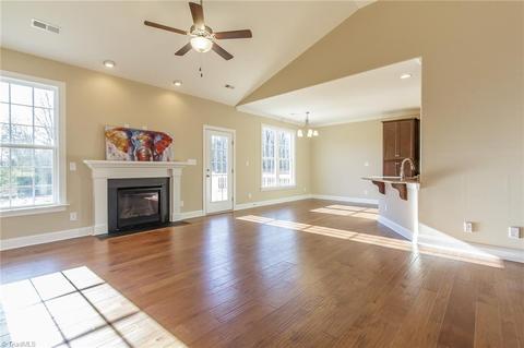 2247 Iris Dr, Haw River, NC 27258 photo 6