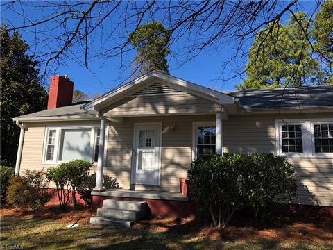 416 Rockspring Rd, High Point, NC 27262 photo 3