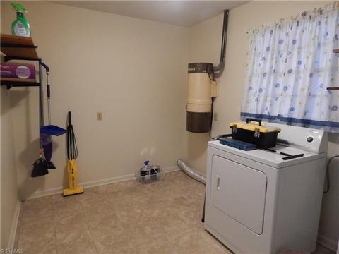 232 Greystone Dr, King, NC 27021 photo 14