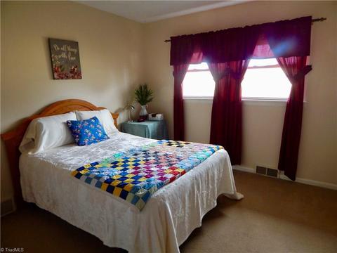 232 Greystone Dr, King, NC 27021 photo 8