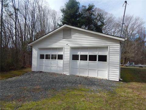 232 Greystone Dr, King, NC 27021 photo 16