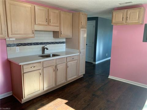 1509 E Commerce Ave, High Point, NC 27260 photo 6