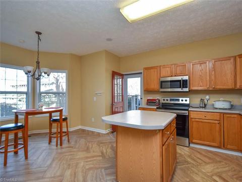 8025 Peak Rd, Clemmons, NC 27012 photo 12