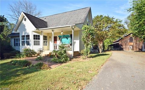 8025 Peak Rd, Clemmons, NC 27012 photo 2