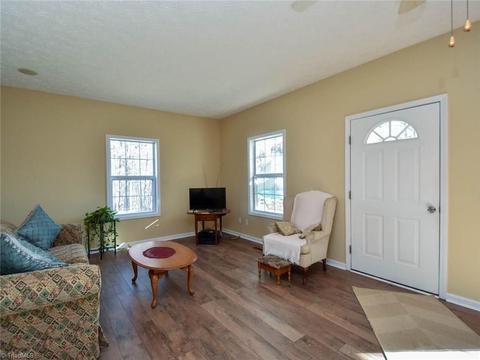 8025 Peak Rd, Clemmons, NC 27012 photo 11