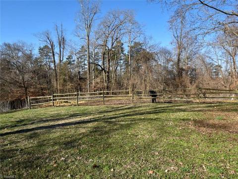 8025 Peak Rd, Clemmons, NC 27012 photo 5