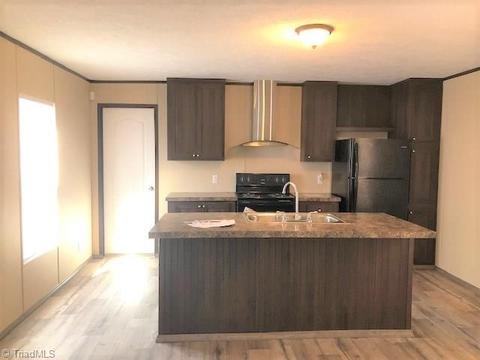 169 Lonesome Pine Rd, Purlear, NC 28665 photo 9