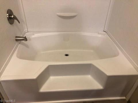 169 Lonesome Pine Rd, Purlear, NC 28665 photo 5