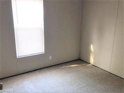 169 Lonesome Pine Rd, Purlear, NC 28665 photo 12
