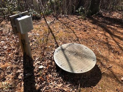 169 Lonesome Pine Rd, Purlear, NC 28665 photo 16