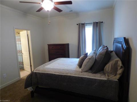220 Gordon St, High Point, NC 27260 photo 5
