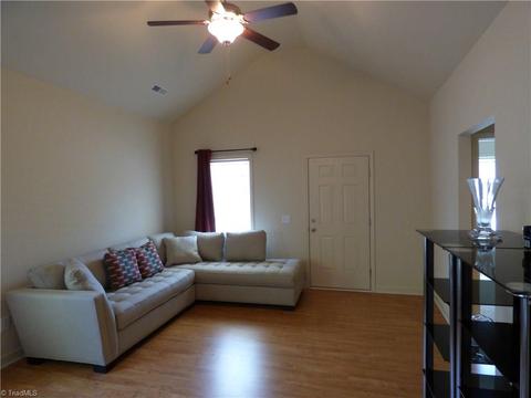 220 Gordon St, High Point, NC 27260 photo 7