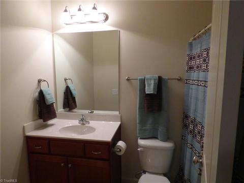 220 Gordon St, High Point, NC 27260 photo 6