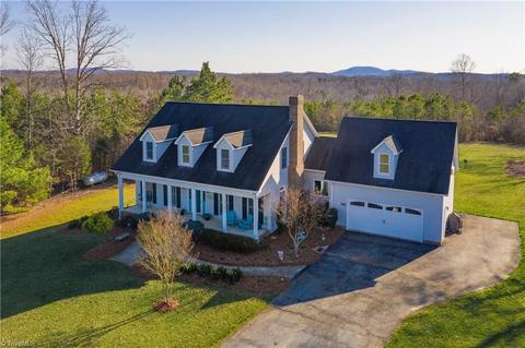 4459 Old Park Rd, Trinity, NC 27370 photo 2