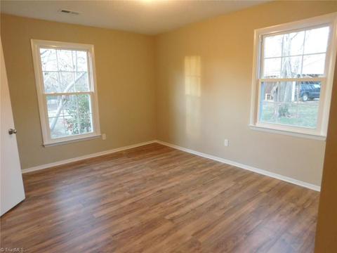 126 Cascade Ct, King, NC 27021 photo 17