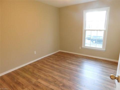126 Cascade Ct, King, NC 27021 photo 18