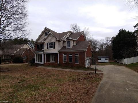 4014 Braddock Rd, High Point, NC 27265 photo 1