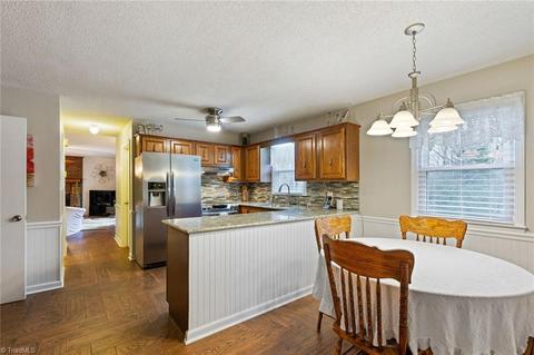 3936 Creekview Dr, Trinity, NC 27370 photo 11