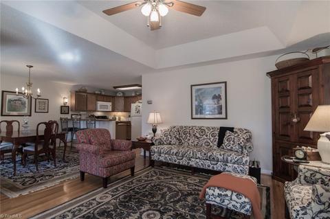 541 E Jackson Road Ext, Mount Airy, NC 27030 photo 5